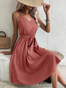 SHEIN Frenchy Vestido de tirantes unicolor con cinturón - Rosa vieja - Ver 1