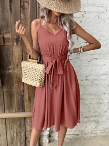 SHEIN Frenchy Vestido de tirantes unicolor con cinturón - Rosa vieja - Ver 2