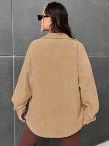 SHEIN EZwear 字母補丁細節翻蓋口袋落肩袖外套不附吊帶上衣 - 卡其色 - 查看 2