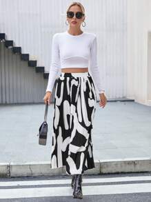 SHEIN Privé Graphic Print Pleated Skirt - Black and White - View 3
