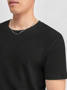 Manfinity RebelGame 男士素色圓領T恤 - 黑色 - 查看 6