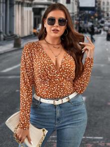 SHEIN Clasi Plus Ditsy Floral Print Deep V Neck Tee - Multicolor - View 5