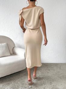 SHEIN Privé 不對稱領側打結褶邊洋裝 - 杏色 - 查看 2