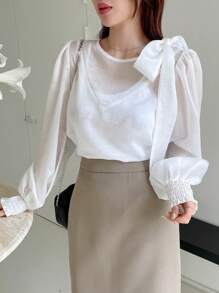 DAZY Chất rắn Knot Shoulder Shirred Cuff Áo sơ mi - trắng - Xem 1