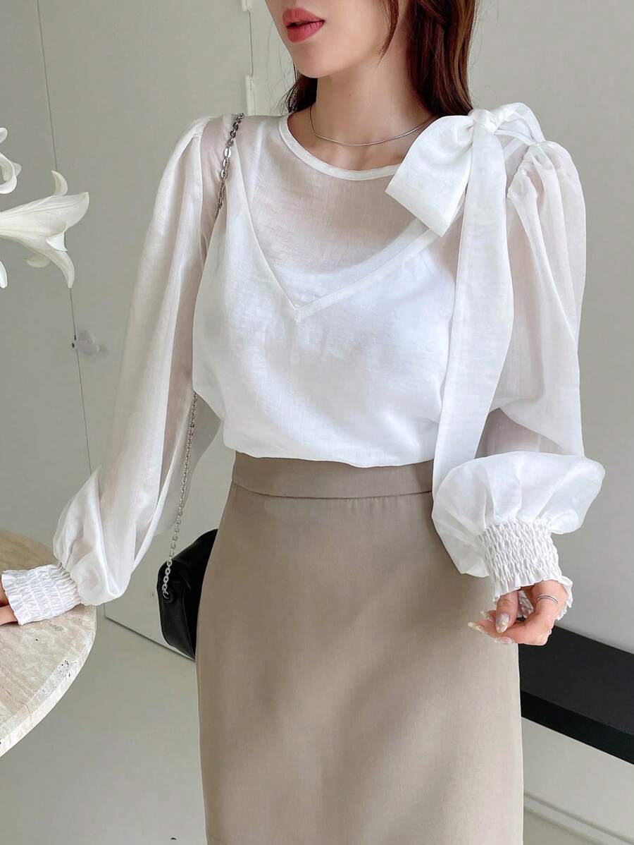 DAZY Chất rắn Knot Shoulder Shirred Cuff Áo sơ mi - trắng - Xem 1