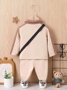 男嬰小熊印花拼接側邊接縫POLO衫和褲子&包 - 杏色 - 查看 2