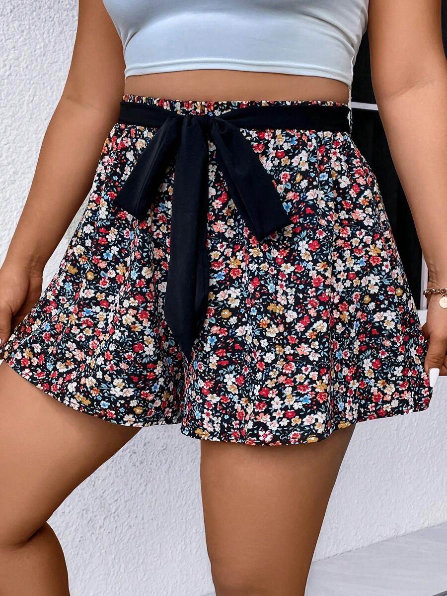 SHEIN Unity Plus Ditsy Floral Print Belted Shorts - Multicolor - View 1