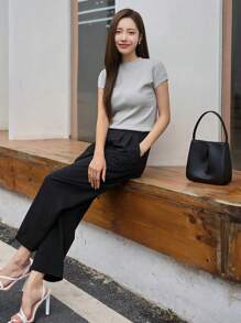 DAZY 素色圓領針織上衣 - 淺灰色 - 查看 4