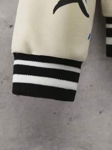 SHEIN Cậu bé Tween Hoạt hình In thư Cổ Đứng Nhẹ Áo nịt đan Áo khoác - Màu be - Xem 3