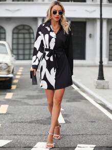 SHEIN Privé 圖案印花落肩袖腰帶襯衫洋裝 - 黑與白 - 查看 5