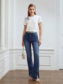 MOTF PREMIUM FLORAL EMBROIDERED T-SHIRT