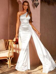 LOVE&LEMONADE One Shoulder Cut Out Draped Side Mermaid Hem Satin Wedding Dress - White - View 3