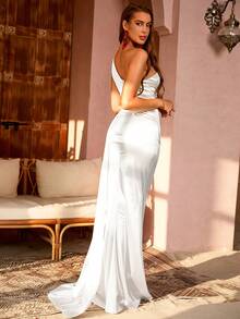 LOVE&LEMONADE One Shoulder Cut Out Draped Side Mermaid Hem Satin Wedding Dress - White - View 4