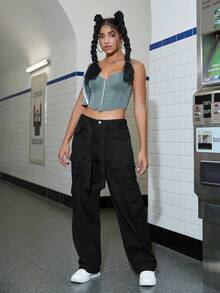 Pantalones cargo unicolor con cinturón - Negro - Ver 5