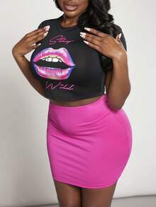Slaydiva Lip Print Tee & Bodycon Skirt
