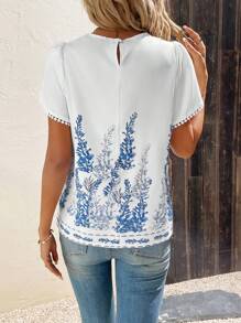 SHEIN LUNE Floral Print Petal Sleeve Plicated Detail Guipure Lace Trim Blouse - White - View 4