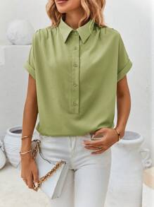 SHEIN Clasi Blusa unicolor de manga murciélago de tapeta con botón - Verde Lima - Ver 3