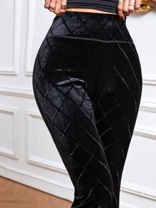 SHEIN Privé 高腰天鵝絨喇叭褲 - 黑色 - 查看 6