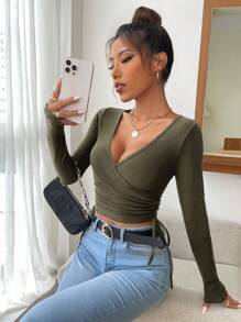 SHEIN Essnce 交疊領側抽繩短款T恤 - 軍綠色 - 查看 5