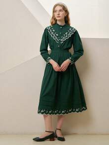 Simple Retro Floral Embroidery Ruffle Trim Button Front Shirt - Dark Green - View 5