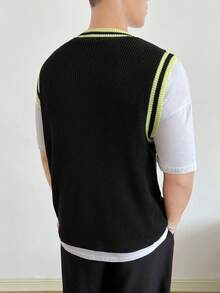 Manfinity RebelGame Men Striped Trim Sweater Vest Without Tee - Black - View 2