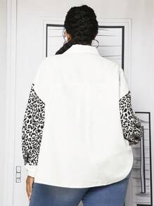 SHEIN CURVE+ Talla grande Camisa con estampado de leopardo de hombros caídos