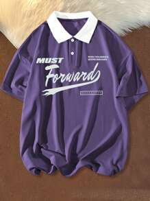 Manfinity Campus Court Nam Lỏng lẻo phù hợp Áo polo Với Đồ họa Khẩu hiệu Và Cổ áo tương phản - Màu tím - Xem 1
