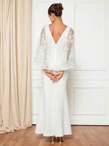 SHEIN Belle 蕾絲拼接斗篷袖魚尾裙下擺婚紗連衣裙不附面紗 - 白色 - 查看 2