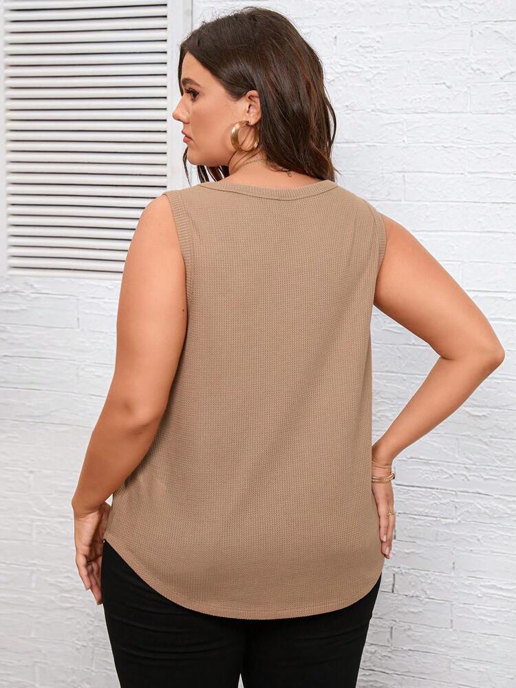 Plus Solid Curved Hem Tank Top