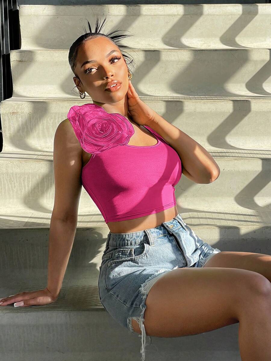 SHEIN SXY 立體花卉短款背心