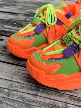 Women's Fashionable Breathable Casual Sports Shoes With Color-block Design And Letter Print