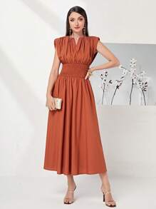 Modelyn 棉缺口領墊肩洋裝 - 鏽棕色 - 查看 1