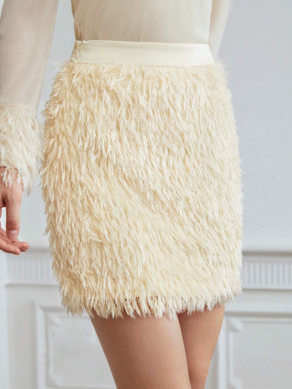 MOTF TEXTURED MINI SKIRT WITHOUT BELT