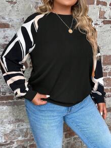 SHEIN LUNE Plus Graphic Print Raglan Sleeve Sweatshirt - Black - View 4
