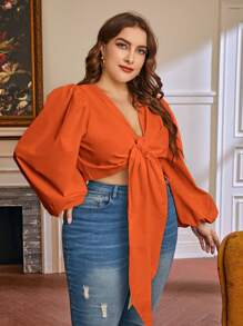SHEIN Privé Plus Lantern Sleeve Knot Front Crop Top