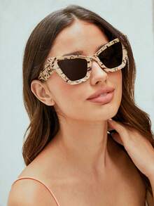 SHEIN VCAY 貓眼墨鏡 - 黑色 - 查看 4