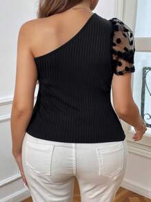 SHEIN Privé Camiseta de verano con hombro ancho, manga abullonada, acabado en malla y lunares, ajuste ceñido, talla grande