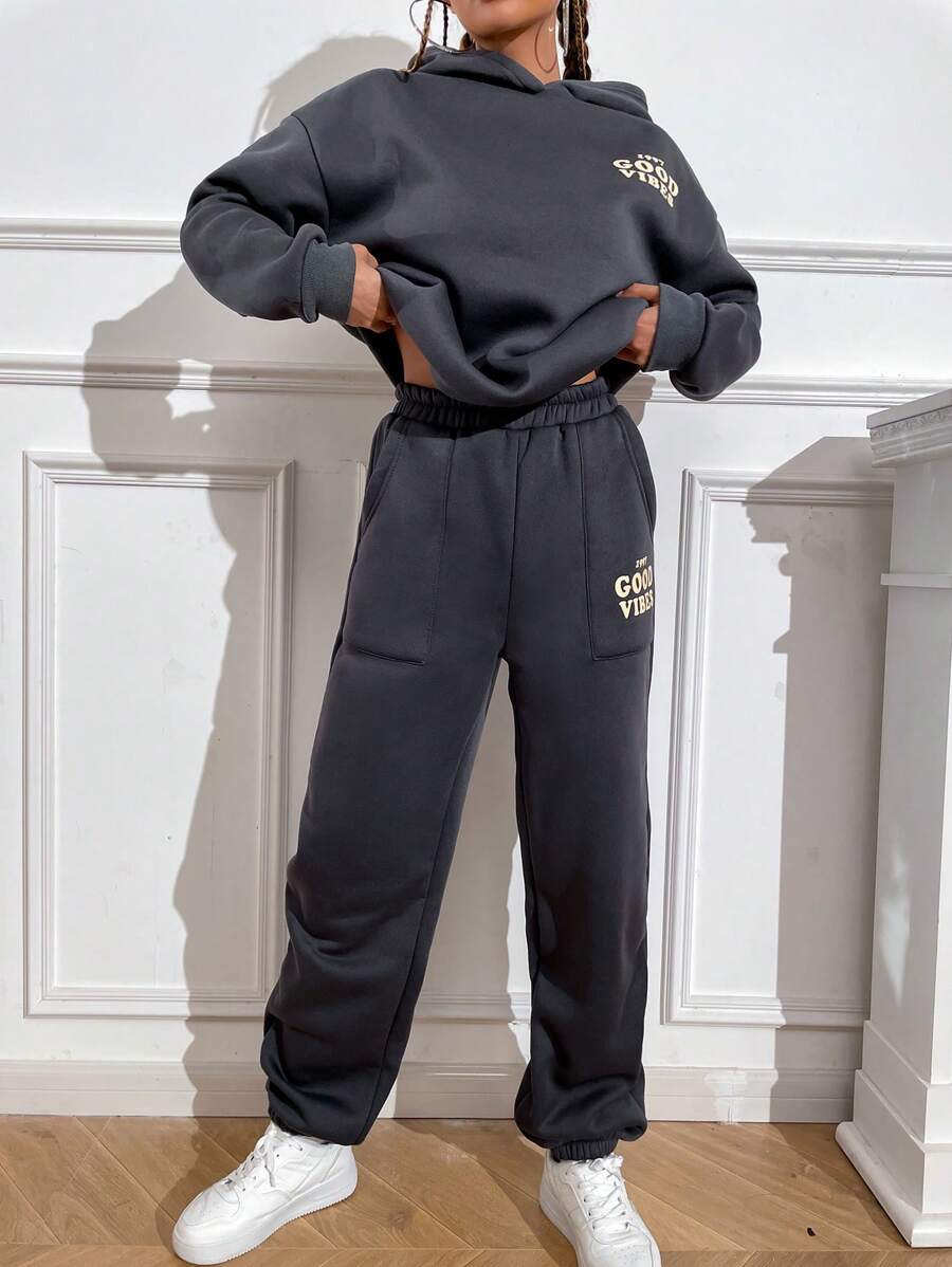 SHEIN Unity Bộ 2 món áo hoodie dài tay hở vai in khẩu hiệu dành cho nữ và quần nỉ thường ngày - Xám - Xem 1