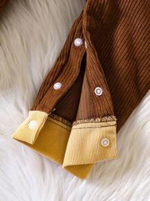 女嬰拼接領翻蓋口袋連身褲 - 棕色 - 查看 7