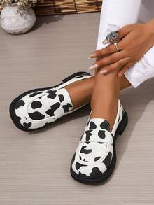 Women's Fashionable Flat Shoes With Cow Print - متعدد الألوان - مشاهدة 4