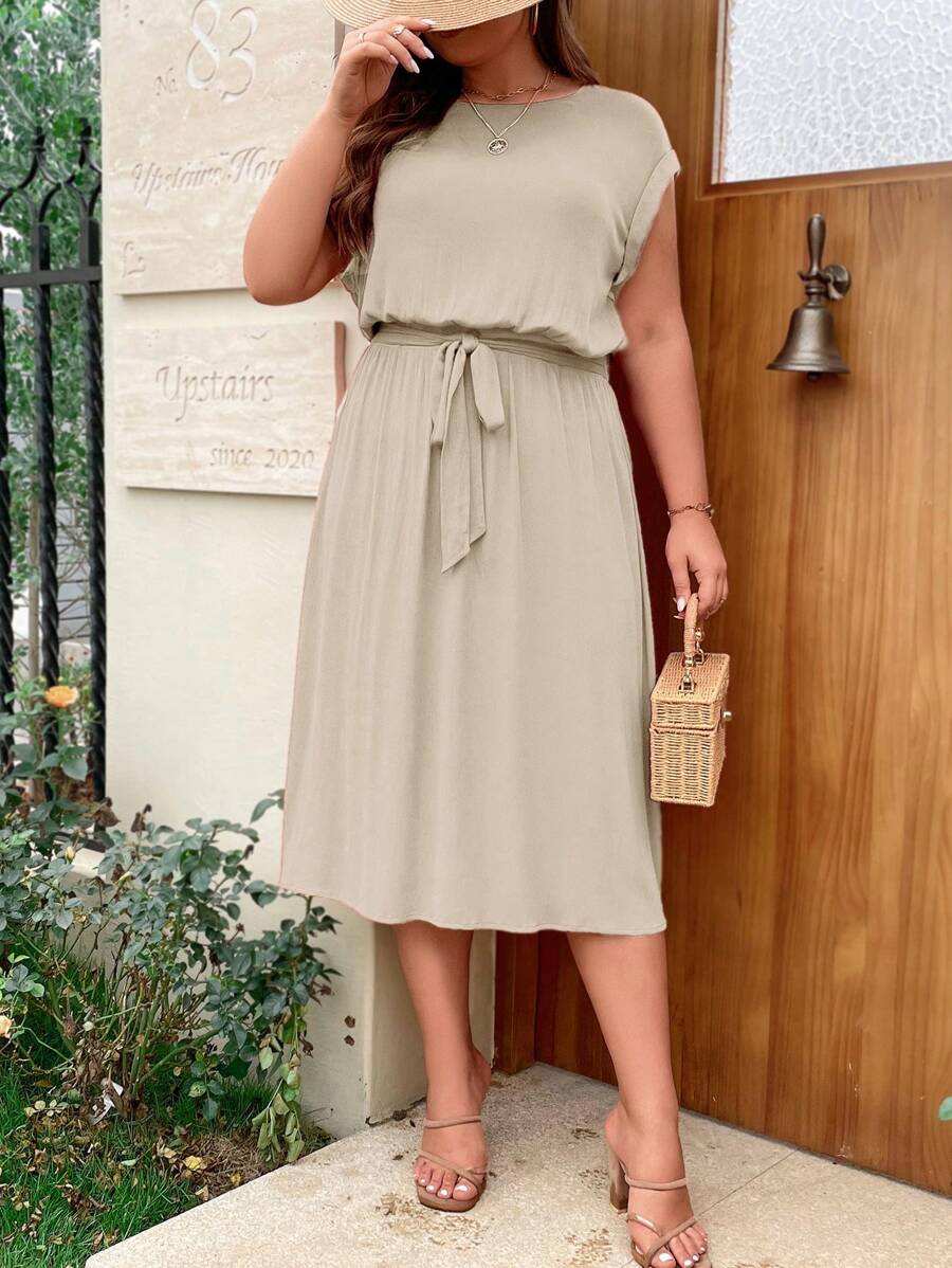 SHEIN LUNE Robe trap?�ze avec dos ?� d?�coupe taille grande, couleur unie, pour les vacances d'?�t?� 