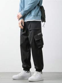 男士標語圖案翻蓋口袋工裝褲 - 黑色 - 查看 1