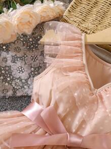 SHEIN Glamorique Kids Young Girl Dobby Mesh Overlay Ruffle Trim Belted Dress