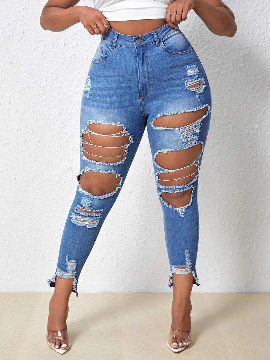 SHEIN SXY Talla grande Jeans ajustados desgarro ribete sin dobladillo - Lavado ligero - Ver 1