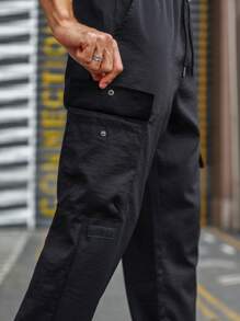 Manfinity Homme Men Flap Pocket Drawstring Waist Cargo Trousers - Black - View 7
