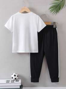 SHEIN Young Boy 黑白圖案條紋休閒運動兩件式圓領常規袖夏季 - 黑與白 - 查看 2