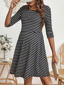 SHEIN Maternity Striped Print Nursing Dress - Black and White - View 5