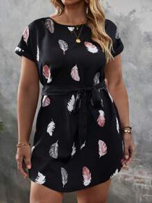 SHEIN LUNE 大碼羽毛印花蝙蝠袖繫腰帶連衣裙 - 黑色 - 查看 7