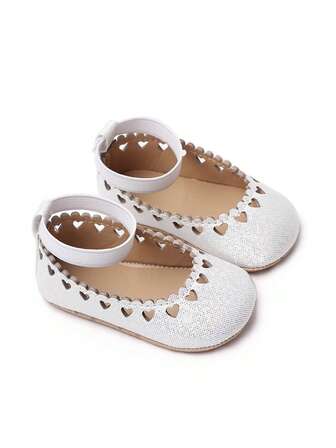嬰兒&可愛鏤空愛心設計平底鞋