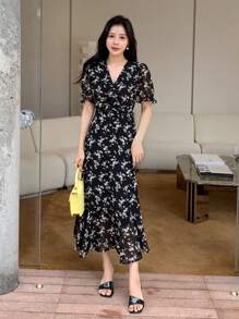 DAZY Ditsy Floral Print Ruched Front Dress Sundress